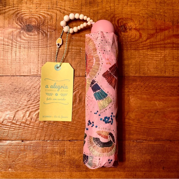 NEW FARM Rio Colorful Bird Umbrella Tropical Bird Wood Beads Pink Diameter 37.4" - Picture 4 of 7